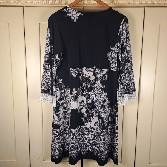 Soma Intimates Black Cream Crochet Bell Sleeve Dress or Coverup Size XS - Picture 6 of 8